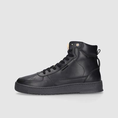 Black sneakers for men