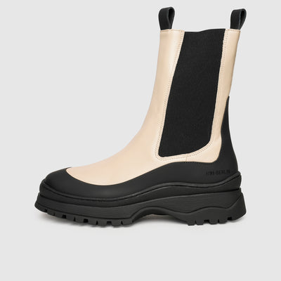 Women's sneakers in beige